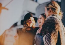 É momento de compartilhar sua vida com outras pessoas