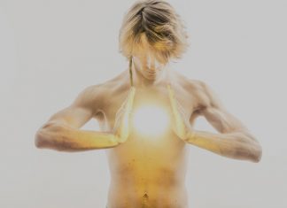 Empatia: Isto está ligado ao seu poderoso despertar espiritual